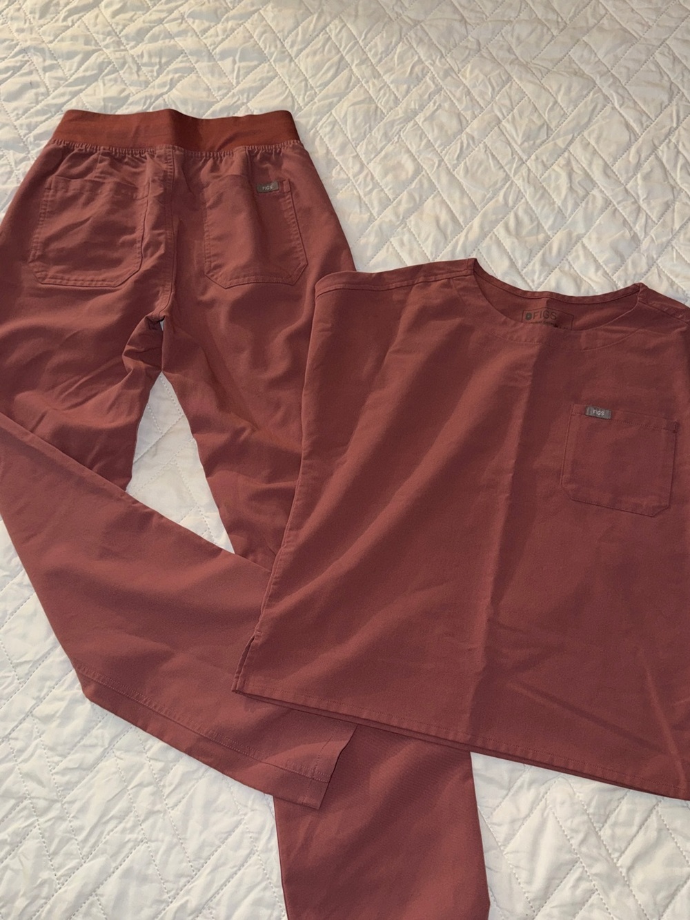 Mauve Two-Piece Figs Scrub Set - Picture 5 of 7